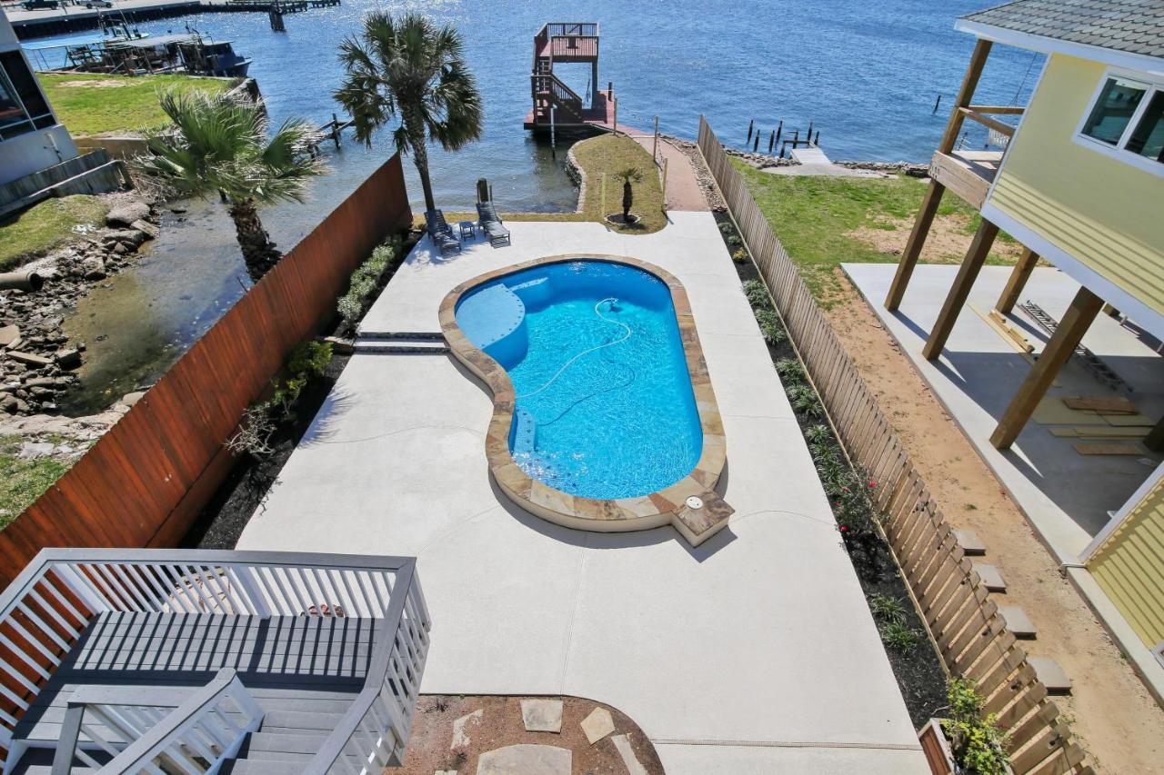 Pool Days And Dock Nights Villa Galveston Bagian luar foto